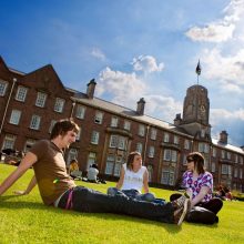 Üniversite Kreş Okul Dersane Kolej Eğitim - 3D Mekan - Sanal Tur - Matterport - 3D Gezinti - Sanal Gerçeklik - 3 Boyutlu Tur